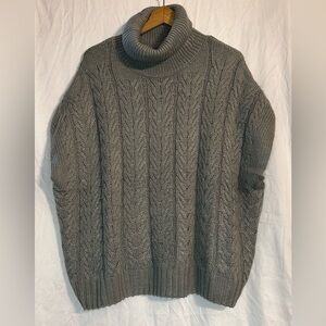 Splendid Women’s Turtleneck Sweater Vest Size Large